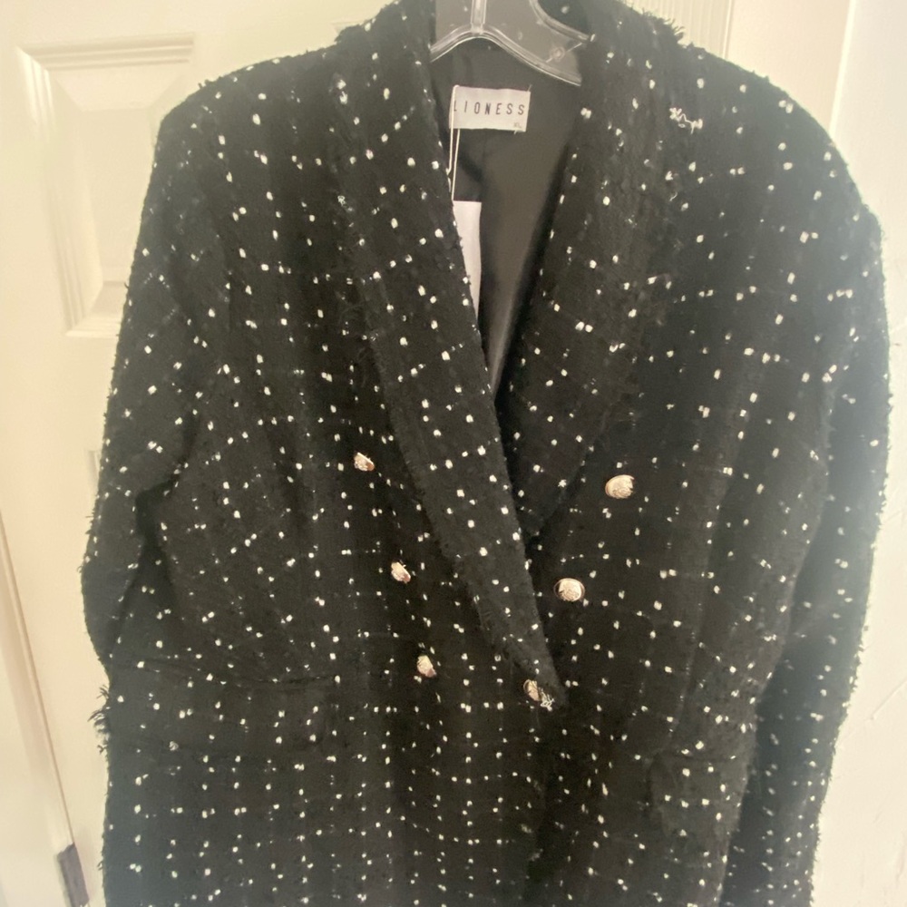 Lioness NWT Black Blazer XL